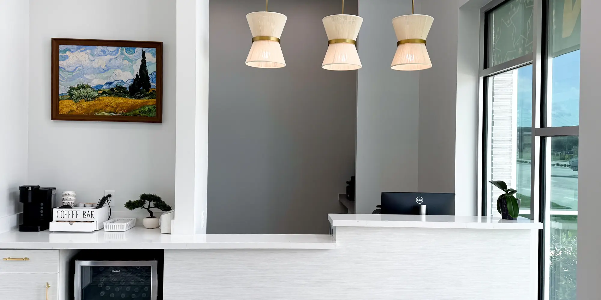 Dentist The Woodlands TX Front Desk